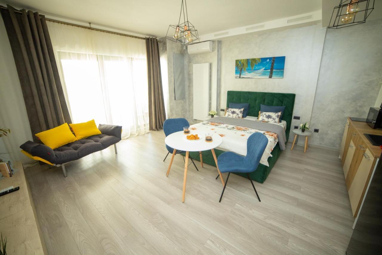 Studio 60 By The Beach Mamaia, Free Parking Casa Del Mar Exteriör bild