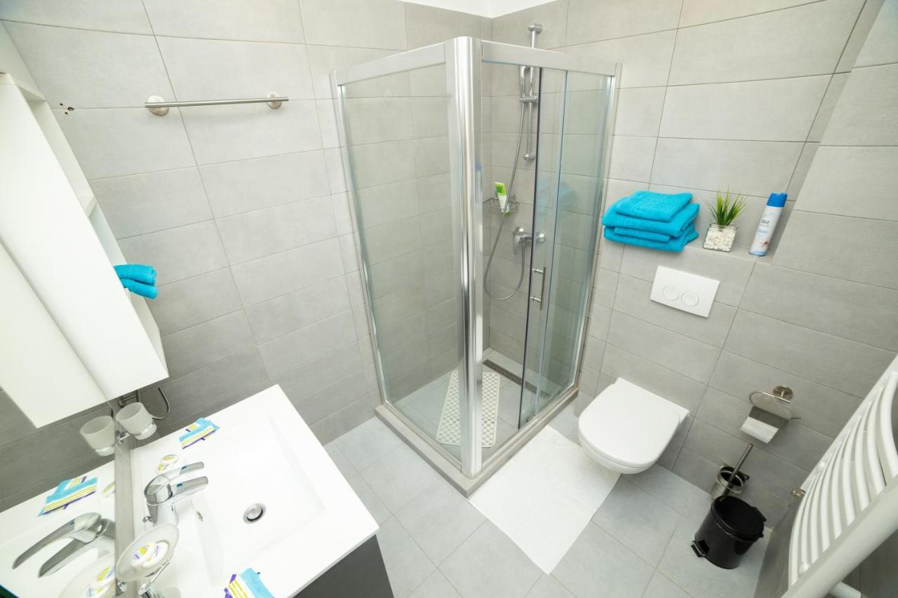 Studio 60 By The Beach Mamaia, Free Parking Casa Del Mar Exteriör bild
