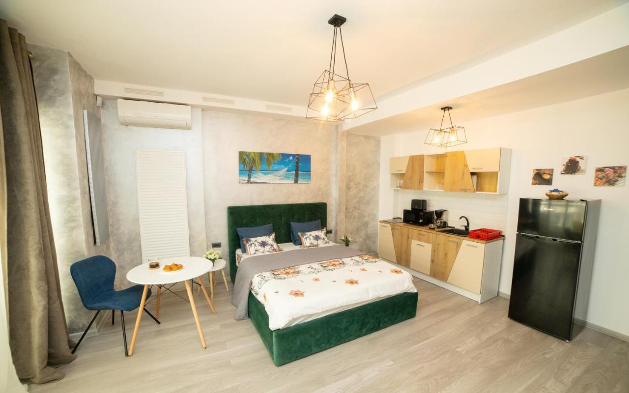 Studio 60 By The Beach Mamaia, Free Parking Casa Del Mar Exteriör bild