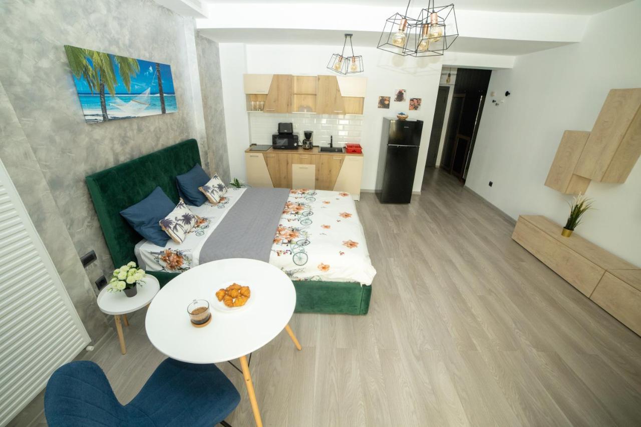 Studio 60 By The Beach Mamaia, Free Parking Casa Del Mar Exteriör bild